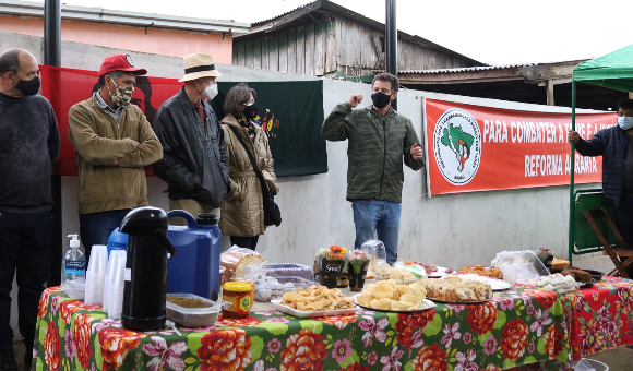 Armazém do Campo Cascavel recebe visita de lideranças