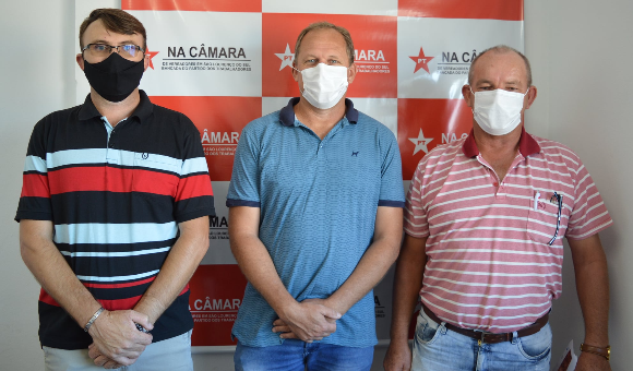 Vereadores Luis Weber, Ildo Döring e Ronei Schmalfuss sugerem que o valor do Duodécimo do Legislativo 2020 seja utilizado para a aquisição de uma Unidade de Terapia Intensiva (UTI) Móvel
