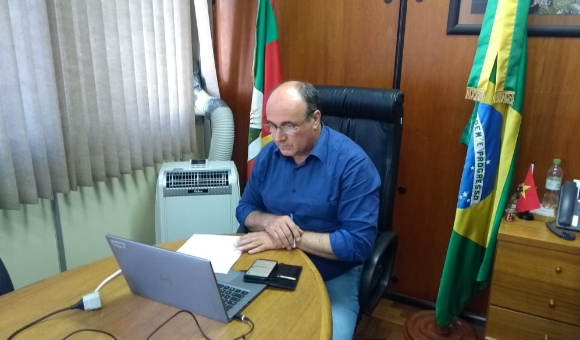 EM AUDIÊNCIA DO SENADO, ZÉ NUNES VOLTOU A DEFENDER A LEI QUE PROÍBE A PESCA DE ARRASTO NAS 12 MILHAS NO RS