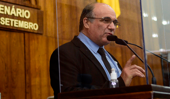 Projeto de Zé Nunes estabelece uma bolsa como forma de reconhecer os serviços socioambientais aos catadores