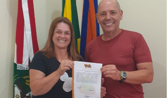 Sérgio Costa assume prefeitura de Angelina