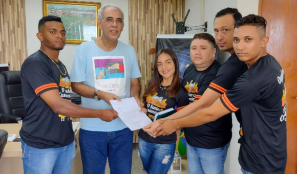Parceiro da Cultura, deputado Zé Roberto Lula recebe grupo e apoia Arraiá Ai Que Vida de Guaraí