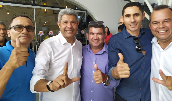 Lideranças de Campo Alegre de Lourdes - BA, marcam presença na Inauguração do Armazém da Caatiga em Juazeiro - BA