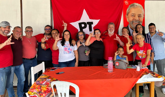Deputado padre Pedro Baldissera promove encontro com dirigentes do PT em Balneário Piçarras