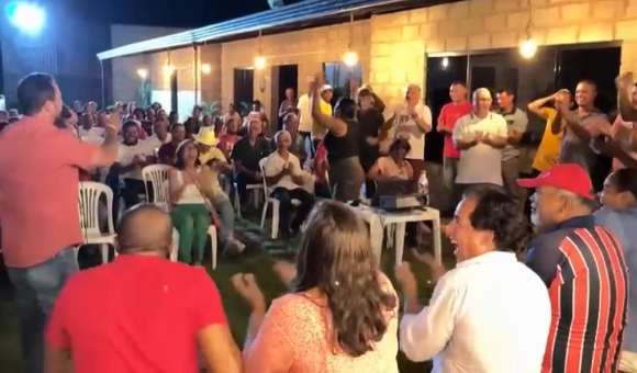 MILITANCIA DIALOGA COM PRÉ-CANDIDATO LEOZINHO