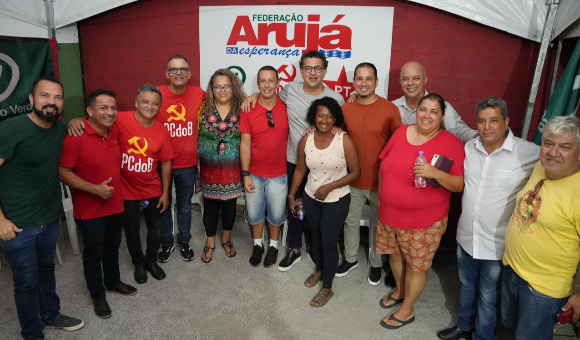Inauguração da sede "Federação Arujá da Esperança" marca nova fase de colaboração entre PT, PV e PCdoB