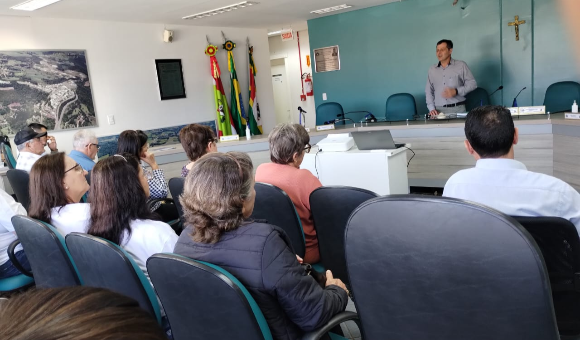 Seminário discute criação de lei para Práticas Integrativas e Complementares em Saúde em Cordilheira Alta