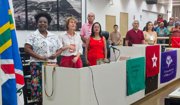 PT de Governador Valadares inicia novo ciclo com posse de Edson Soares na presidência municipal
