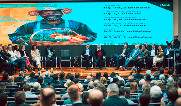 MDA anuncia R$ 10,5 bilhões do Pronaf para agricultura familiar em Santa Catarina na safra 2025/2026