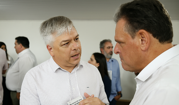 Fabiano cobra ministro da Agricultura por agilidade na análise do Cadastro Ambiental Rural