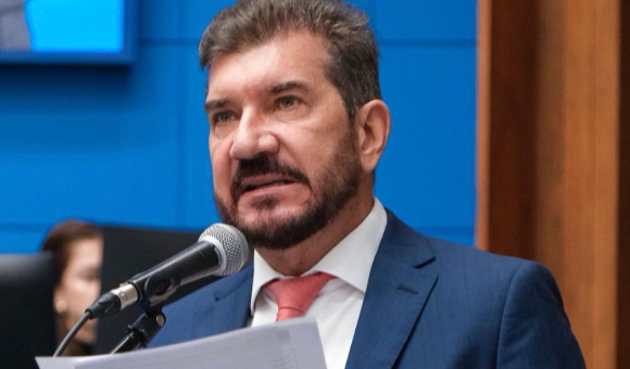 “Lula assegura R$ 1 bilhão para MS e coloca população no centro ao receber governador em Brasília”, diz Kemp