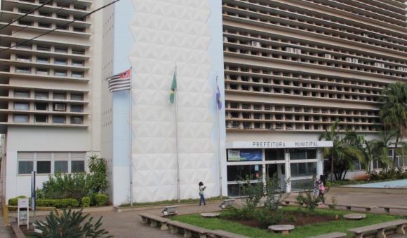 Vereadores da oposição questionam isenções fiscais concedidas pela Prefeitura
