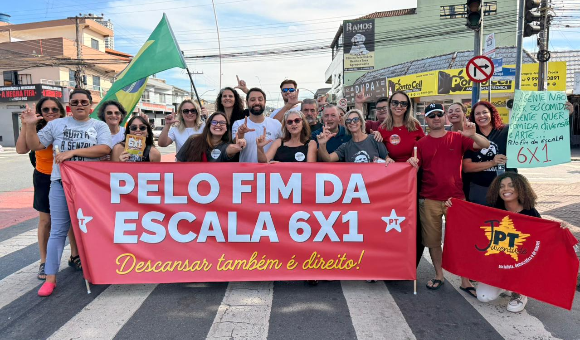 1º de Maio: PT de Balneário Camboriú leva debate sobre trabalho e qualidade de vida às ruas