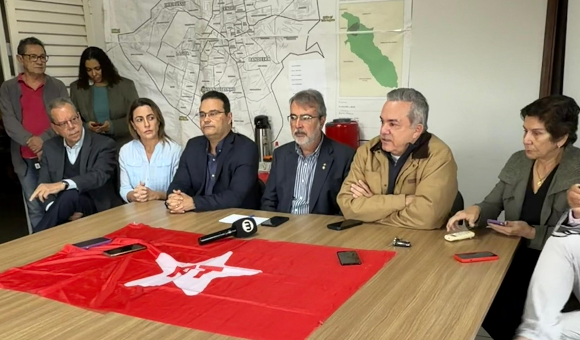 PT promete eleição competitiva com frente ampla