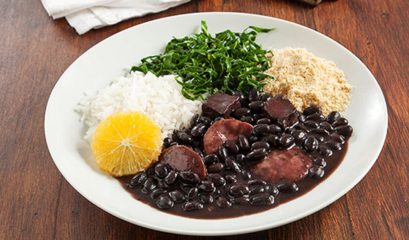 PT de Balneário Camboriú realiza tradicional feijoada neste sábado