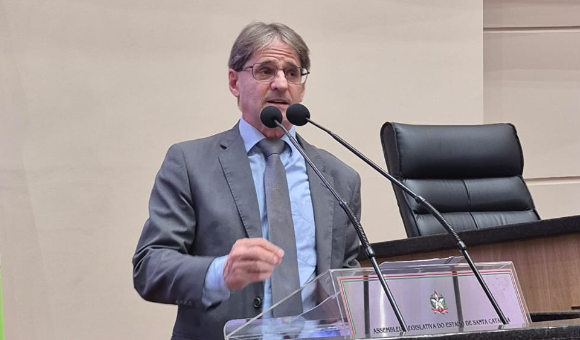 Saretta incentiva população a atualizar vacinas na Campanha de Multivacinação